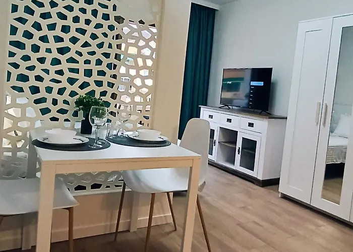 Mng-apart Studia Mareverde D-15 أذيخي